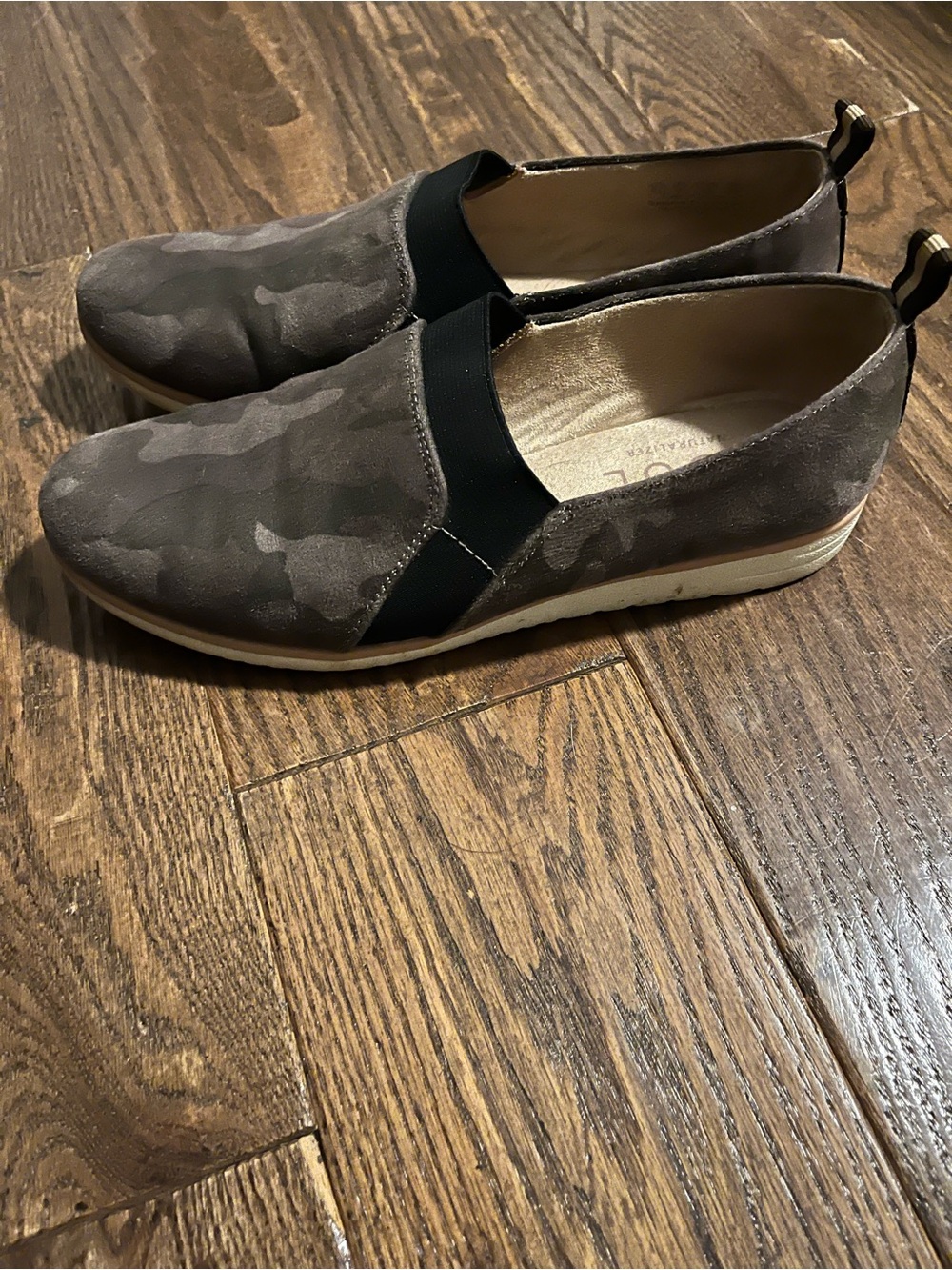 SOULS Camo Wedge Flats in Black & Gray